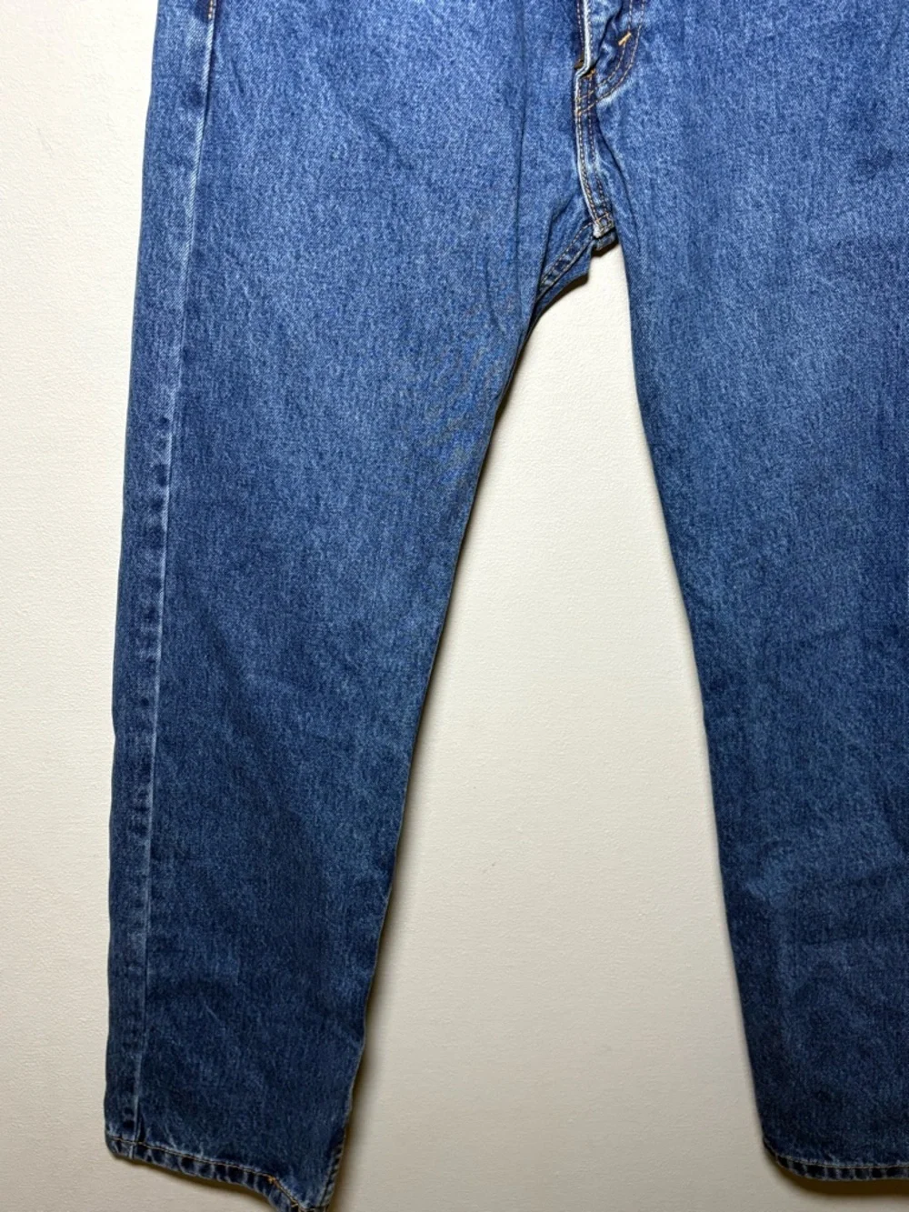 Levi's 505 Jeans Men's 32x30 Regular Fit Straight Leg Denim Medium Wash